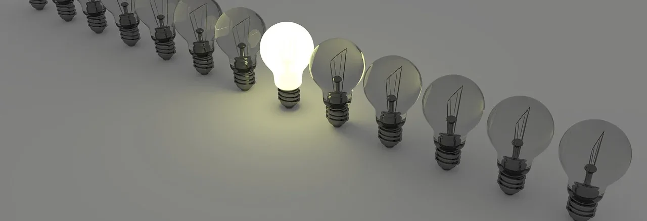 light-bulbs-1125016_1280